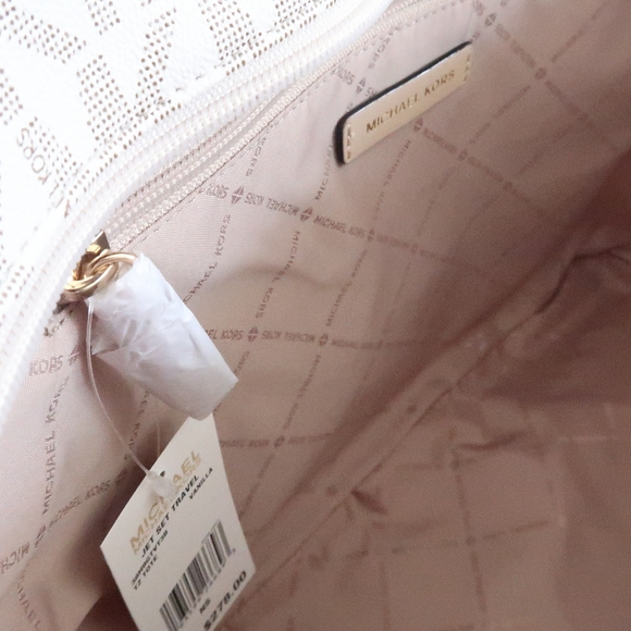SOLD!!!🌼Michael Kors Jet Set Travel Tote Vanilla - Picture 11 of 15